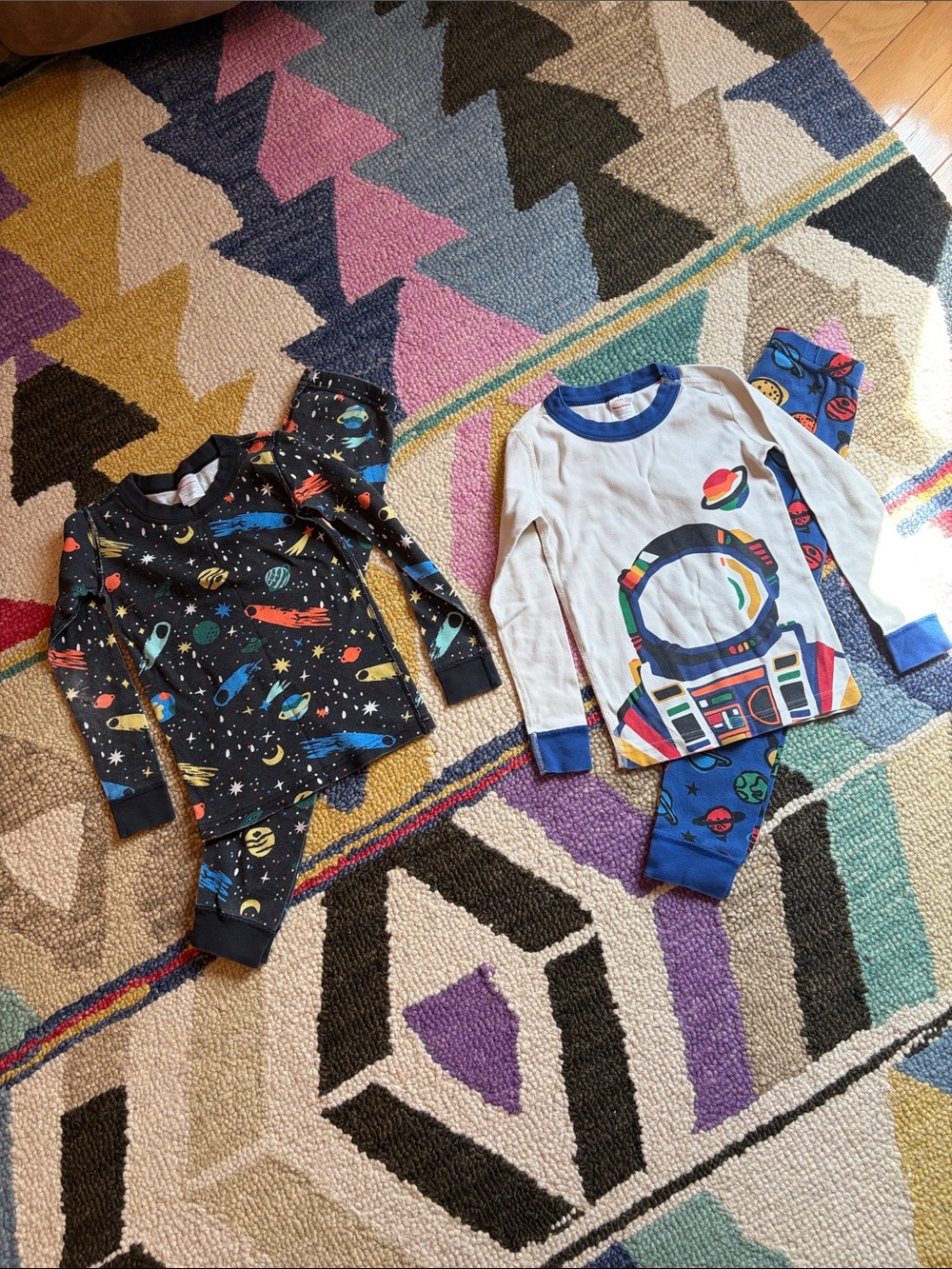 Hanna Andersson space pajamas - set of (2)